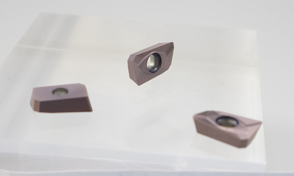 APMT1604PDER-FM Parallelogramm Wendeschneidplatten-Fräseinsatz Hartmetallfräser Hartmetalleinsatz CNC-Fräseinsatz