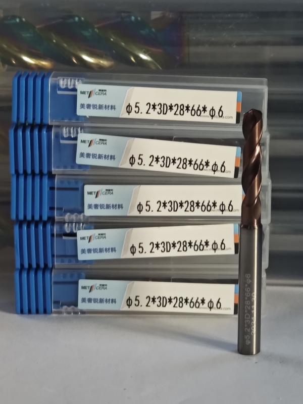 Massivkarbid 3D / 5D-Bohrgerät mit G-Außenkühlmittel beschichtet φ5.2 x 3D x 28 x 66 x φ6mm Schneidwerkzeug