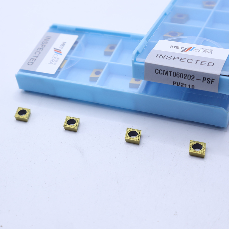 CCMT060202 PVD-beschichtete CNC-Drehmaschine mit indexbarem Cermet-Drehinsatz für den Halbwerksplitter für die Bearbeitung von Stahl und Niedriglegierungen