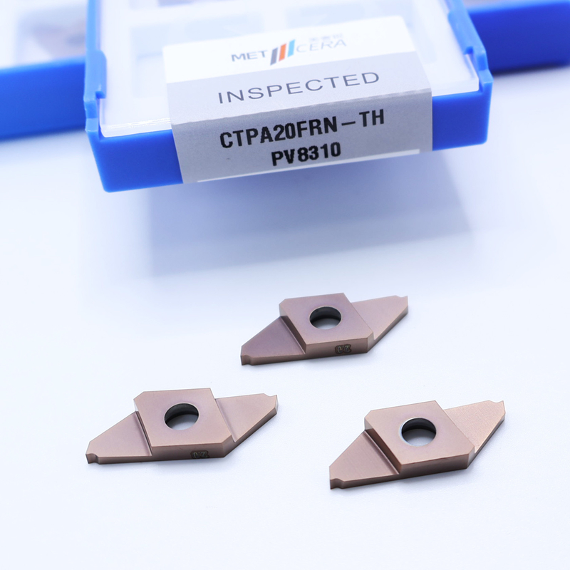 Bronzene PVD-beschichtete Kohlenstoffspaltungen für die Verarbeitung von Stahl und Edelstahl HV4200 CTPA20FRN-TH